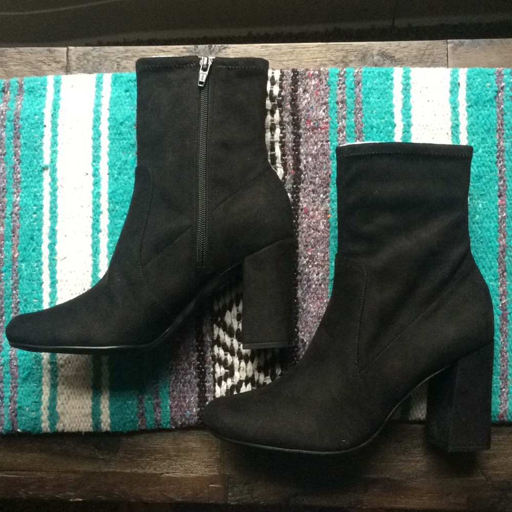 Naturalizer booties